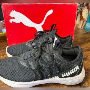 Puma star vital Black and White Running & workouts Shoes wmn 7.5